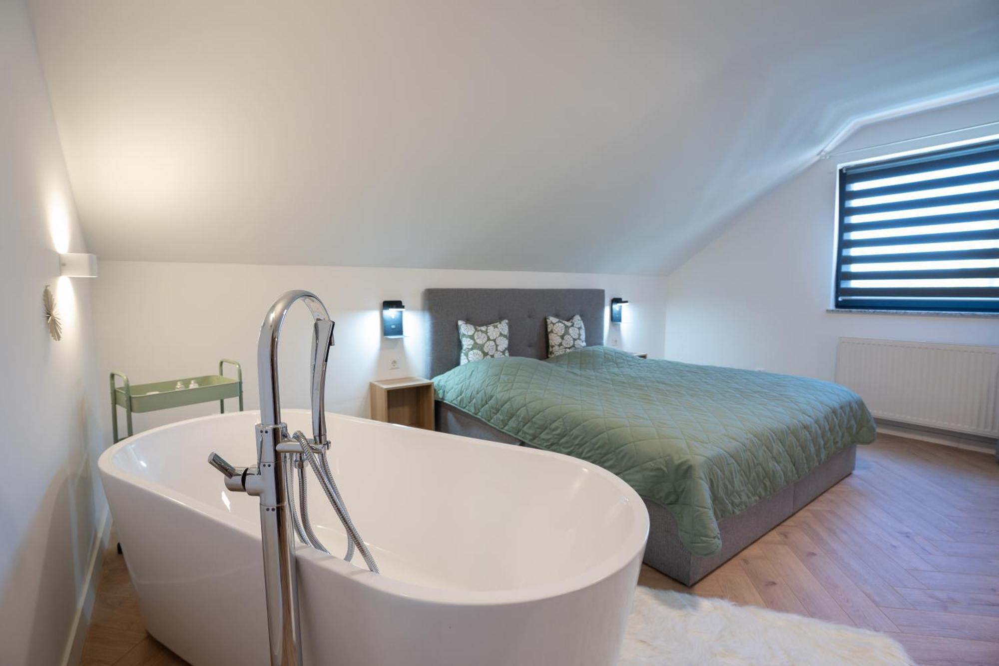 Lux Loft Spa Раковица Екстер'єр фото